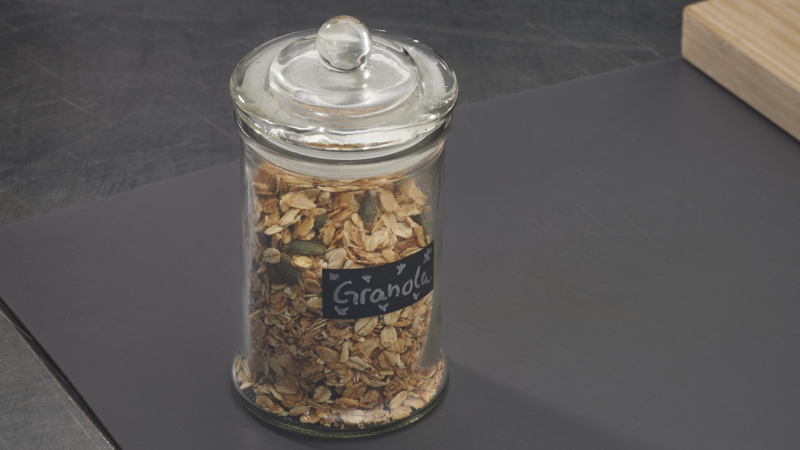 Granola (selbstgemachtes Knuspermüsli) • Die Küchenpartie mit peb