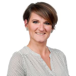 Katja Buchholz-Quadrat-Die-Küchenpartie-mit-peb
