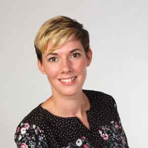 Ulrike Neumann-Quadrat-Die-Küchenpartie-mit-peb